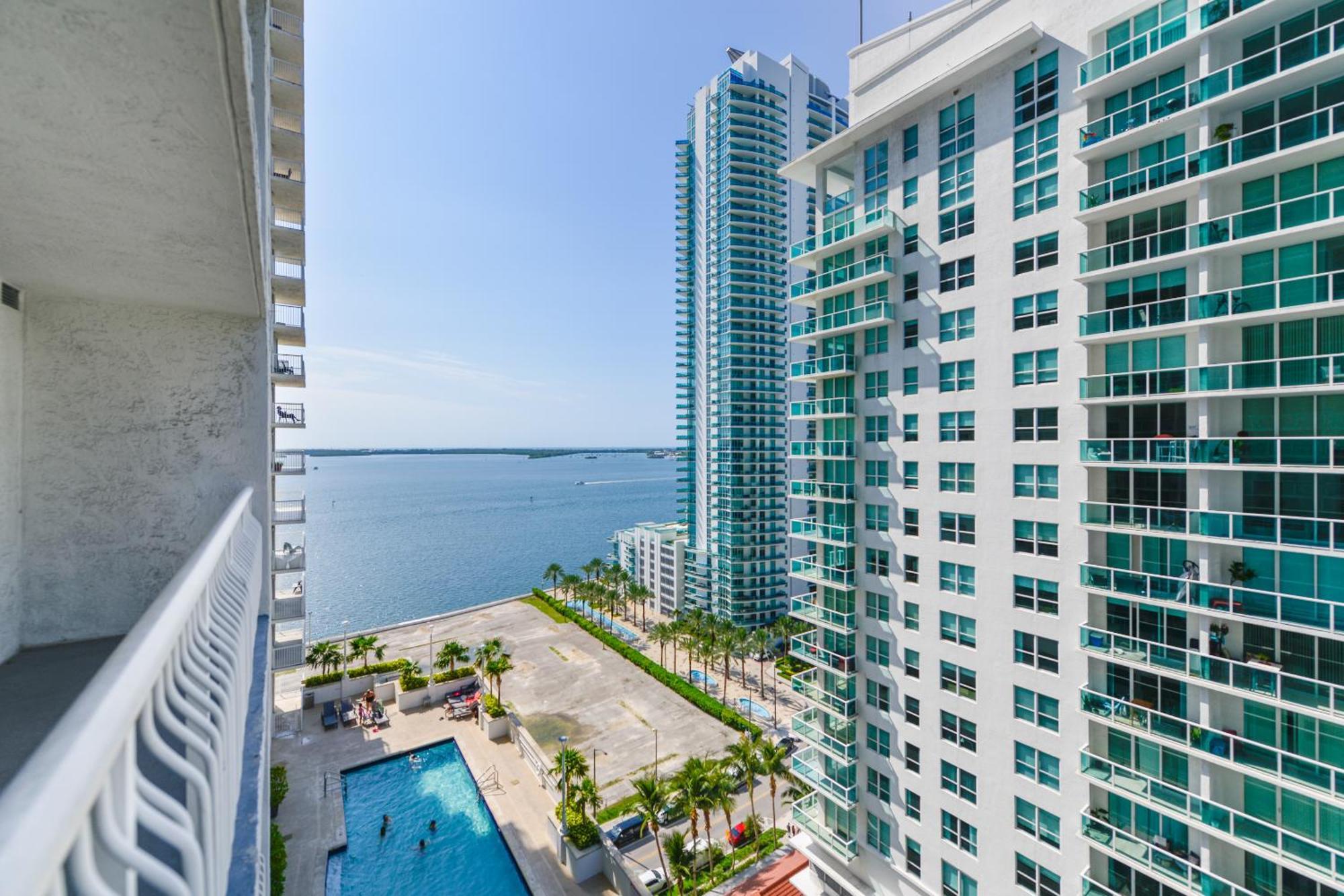 Amazing 3 Bedroom Condo At Brickell With Pool ไมอามี ภายนอก รูปภาพ