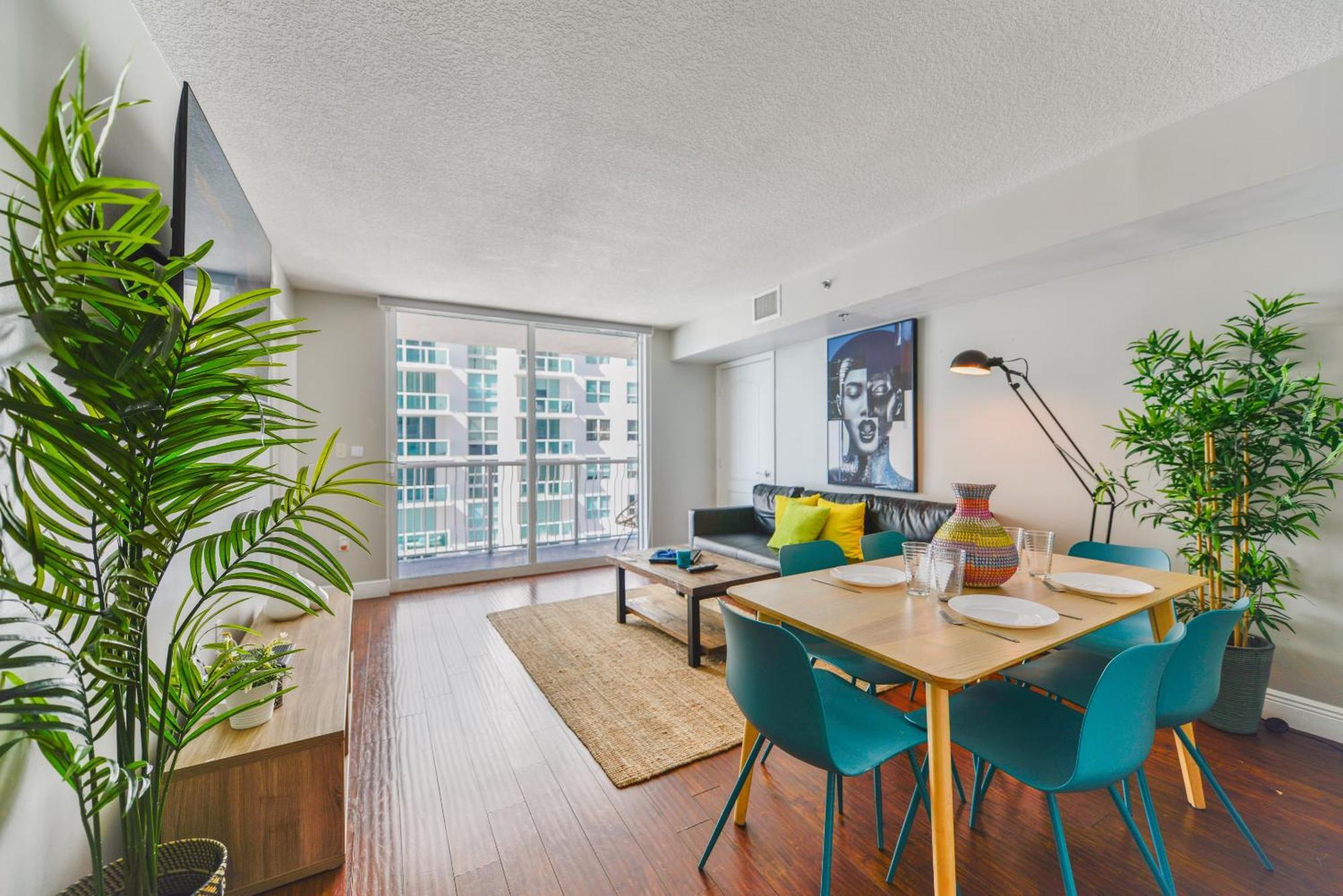 Amazing 3 Bedroom Condo At Brickell With Pool ไมอามี ภายนอก รูปภาพ